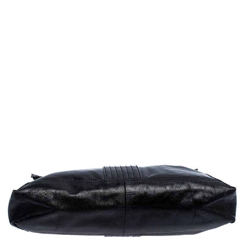 Women's Fendi Black Leather Maxi Baguette Flap Shoulder Bag