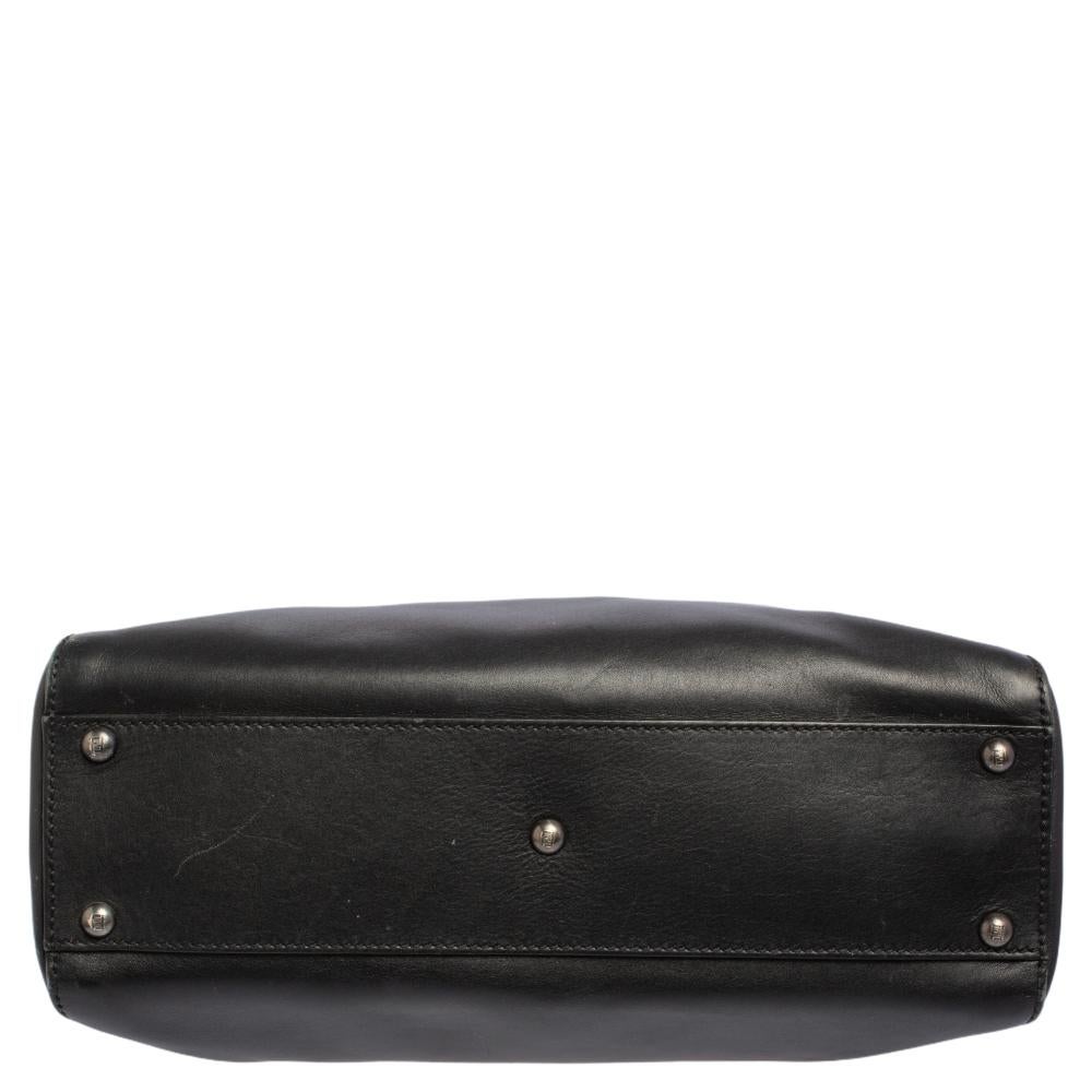 Fendi Medium Peekaboo Top Handle Tasche aus schwarzem Leder Damen