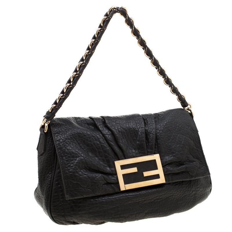 Fendi Black Leather Mia Flap Shoulder Bag In Good Condition In Dubai, Al Qouz 2