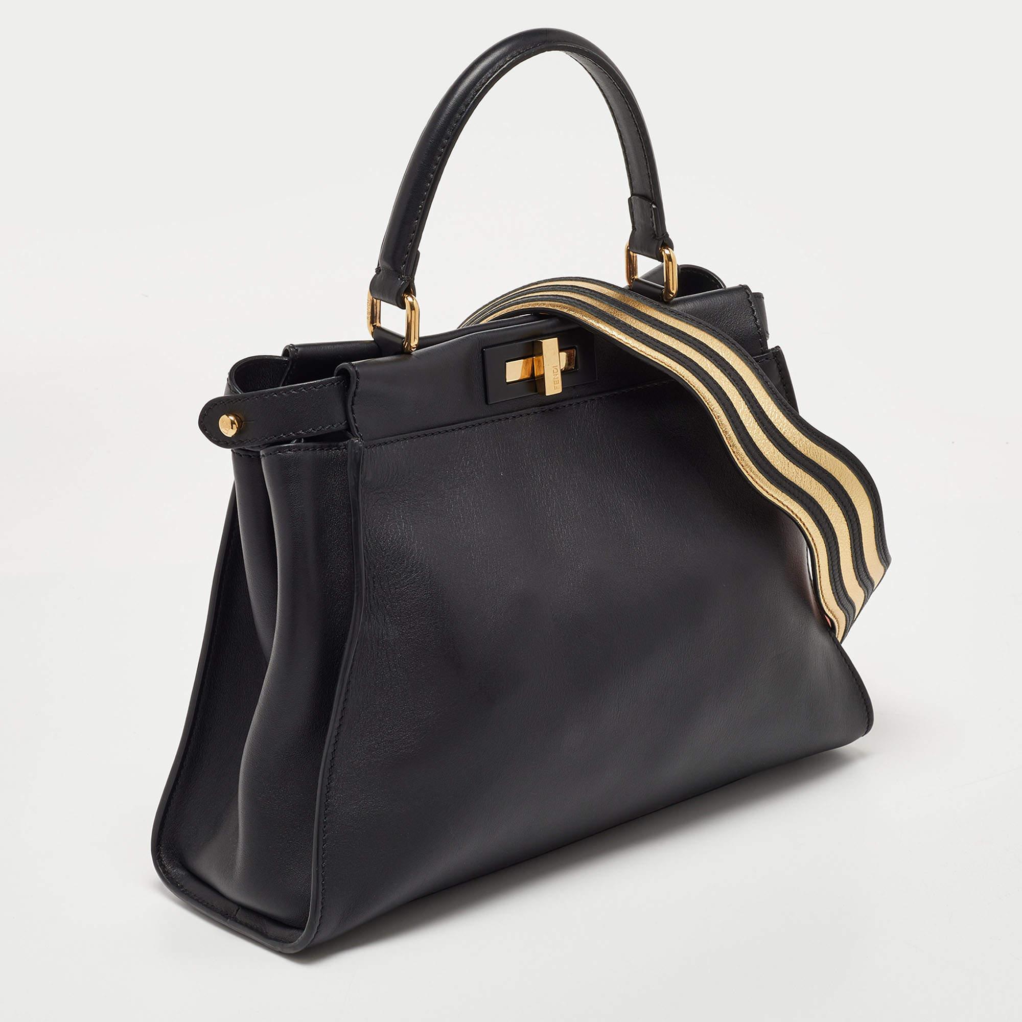 Fendi Black Leather Regular Peekaboo Top Handle Bag In Good Condition In Dubai, Al Qouz 2