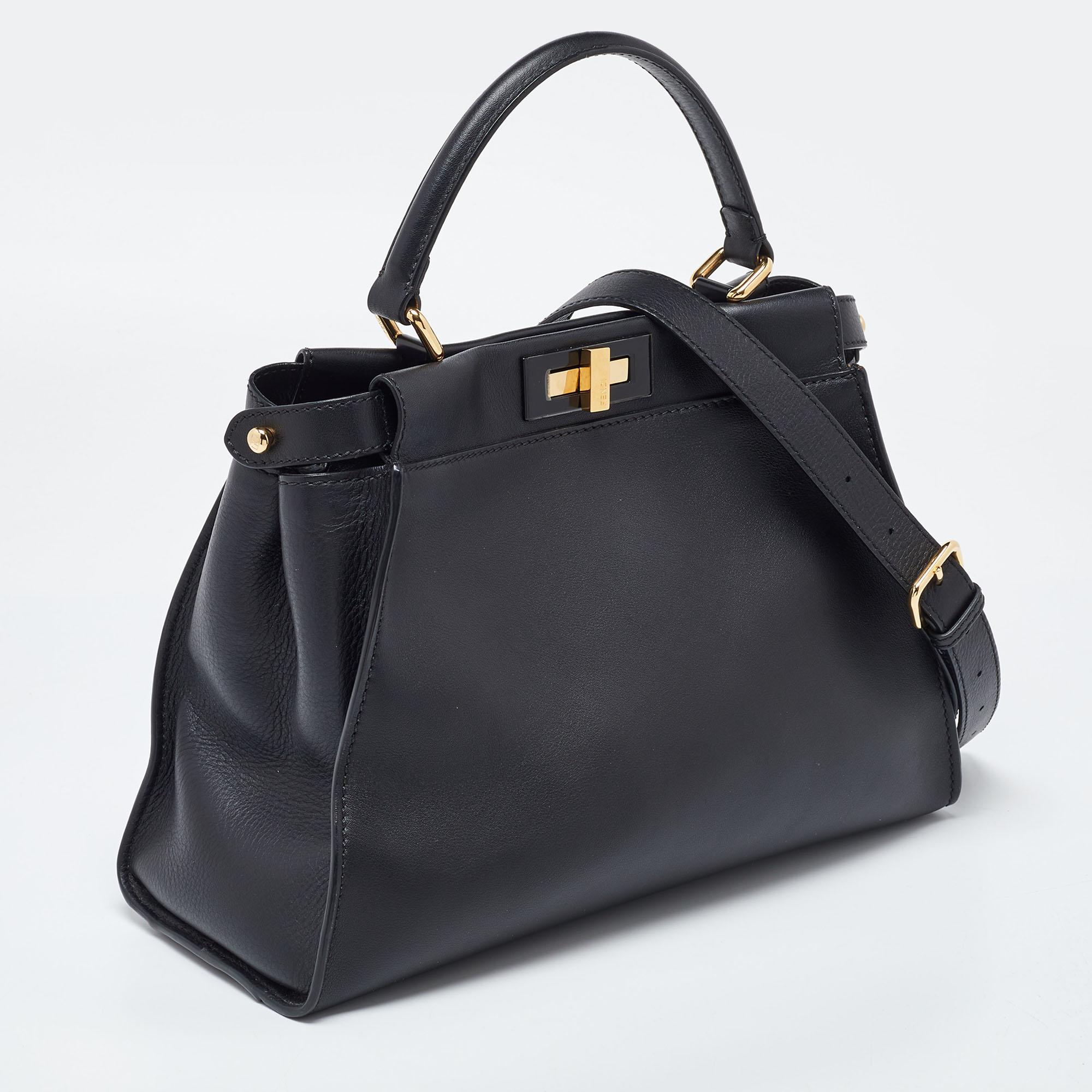 Women's Fendi Black Leather Regular Peekaboo Top Handle Bag For Sale