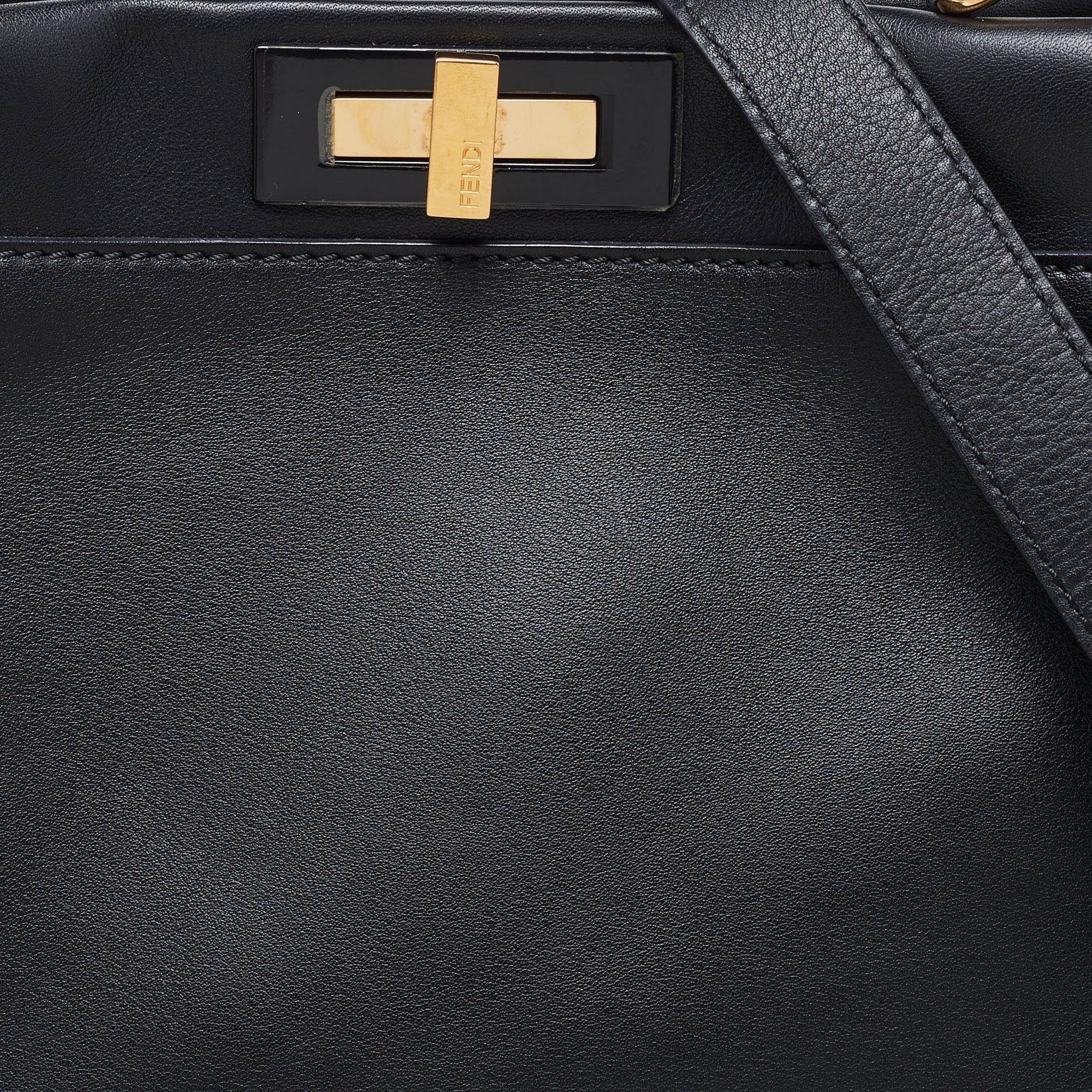 Fendi Black Leather Regular Peekaboo Top Handle Bag For Sale 2