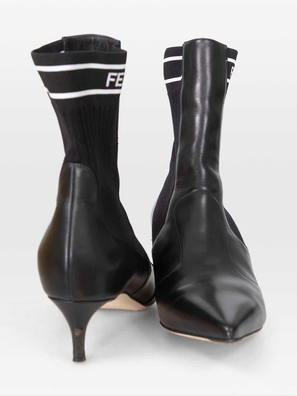 Fendi Schwarz Leder Rockoko Stiefelette Größe IT 38.5 im Zustand „Gut“ im Angebot in London, GB
