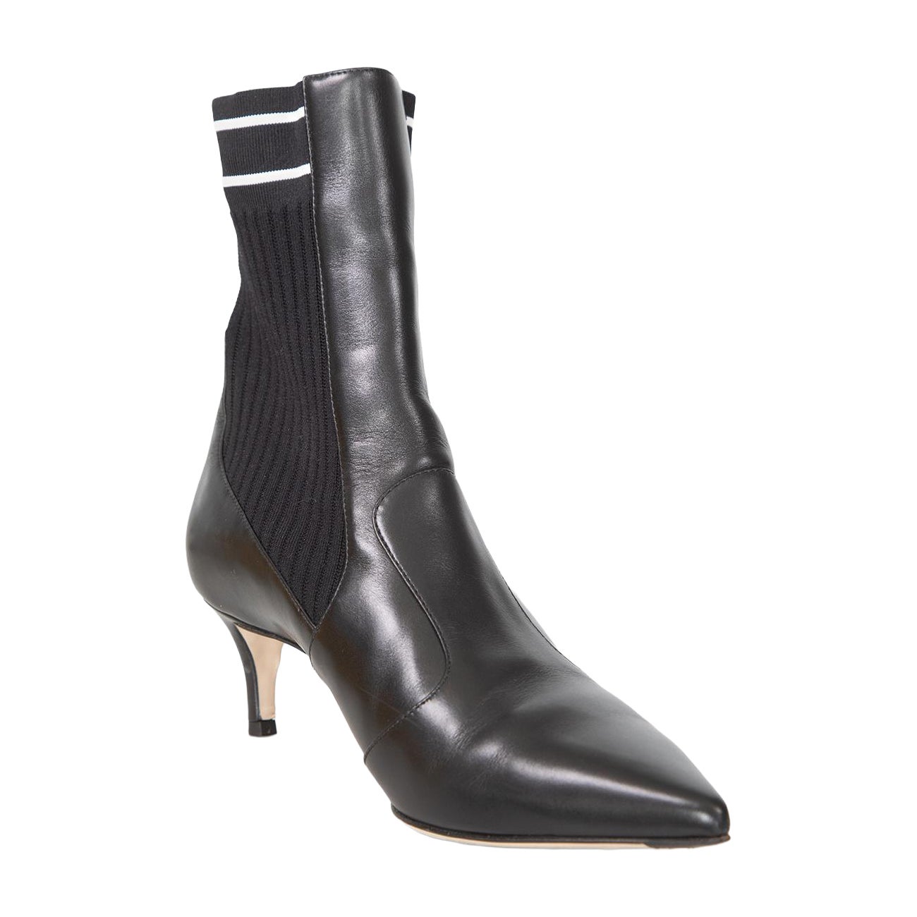 Fendi Schwarz Leder Rockoko Stiefelette Größe IT 38.5 im Angebot