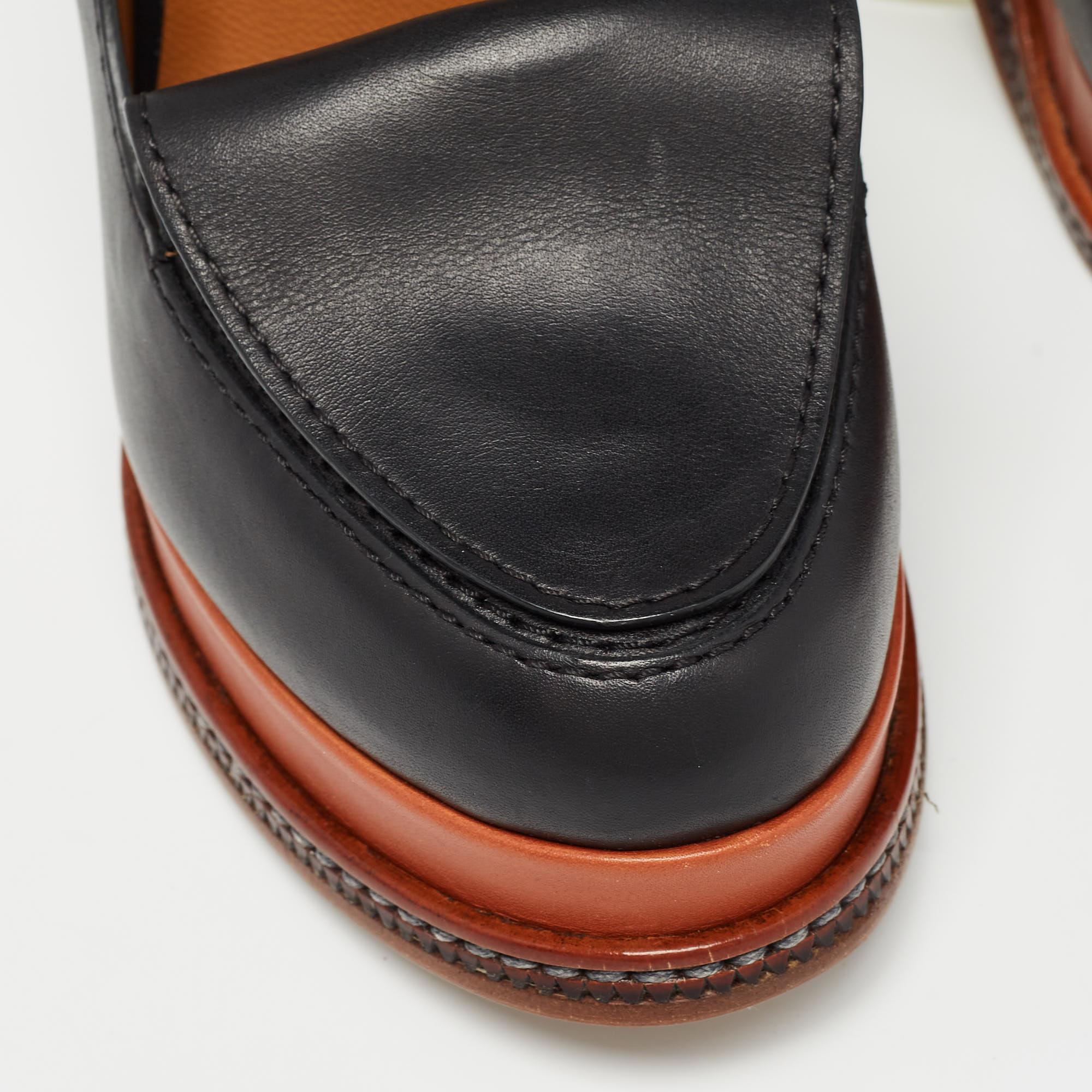 Fendi - Escarpins à talon compensé en cuir noir - Taille 36 en vente 2