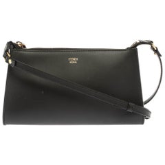 Fendi Schwarz Leder Zip Crossbody Tasche