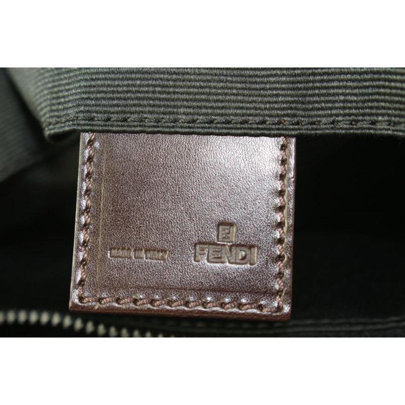 Fendi Black Logo Shopper Tote Bag 104f45 In Good Condition For Sale In Dix hills, NY