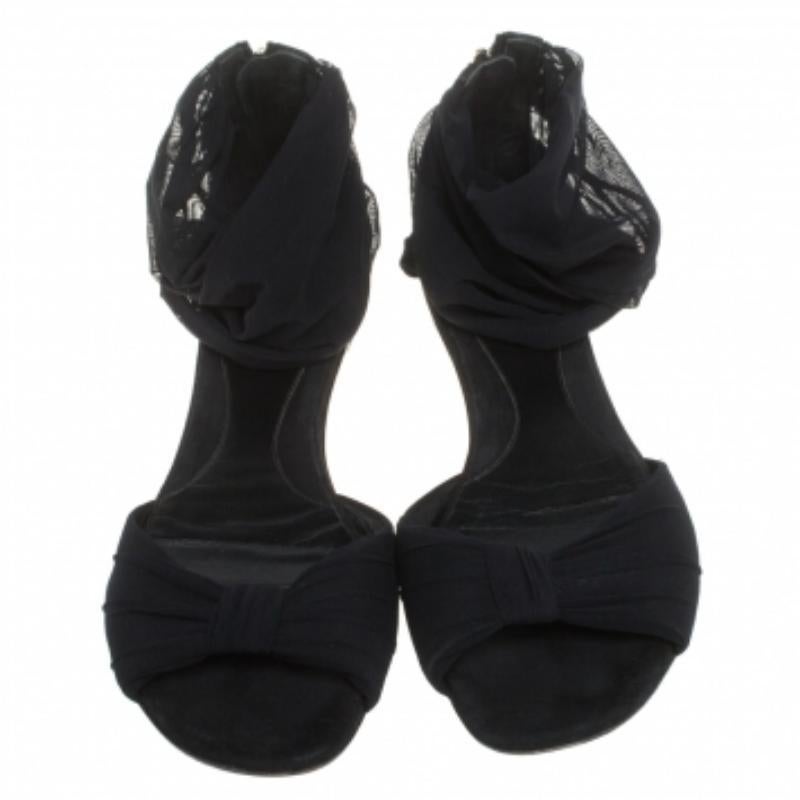 Fendi Schwarz Mesh und Wildleder Schleife offener Zeh flache Sandalen Größe 38.5 im Angebot 3
