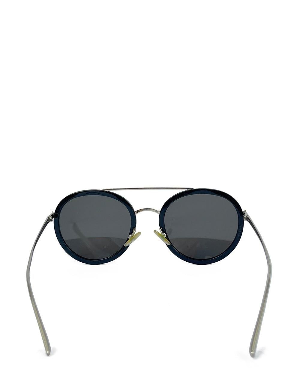 Fendi Black Metal Frame Sunglasses In Excellent Condition In Amman, JO