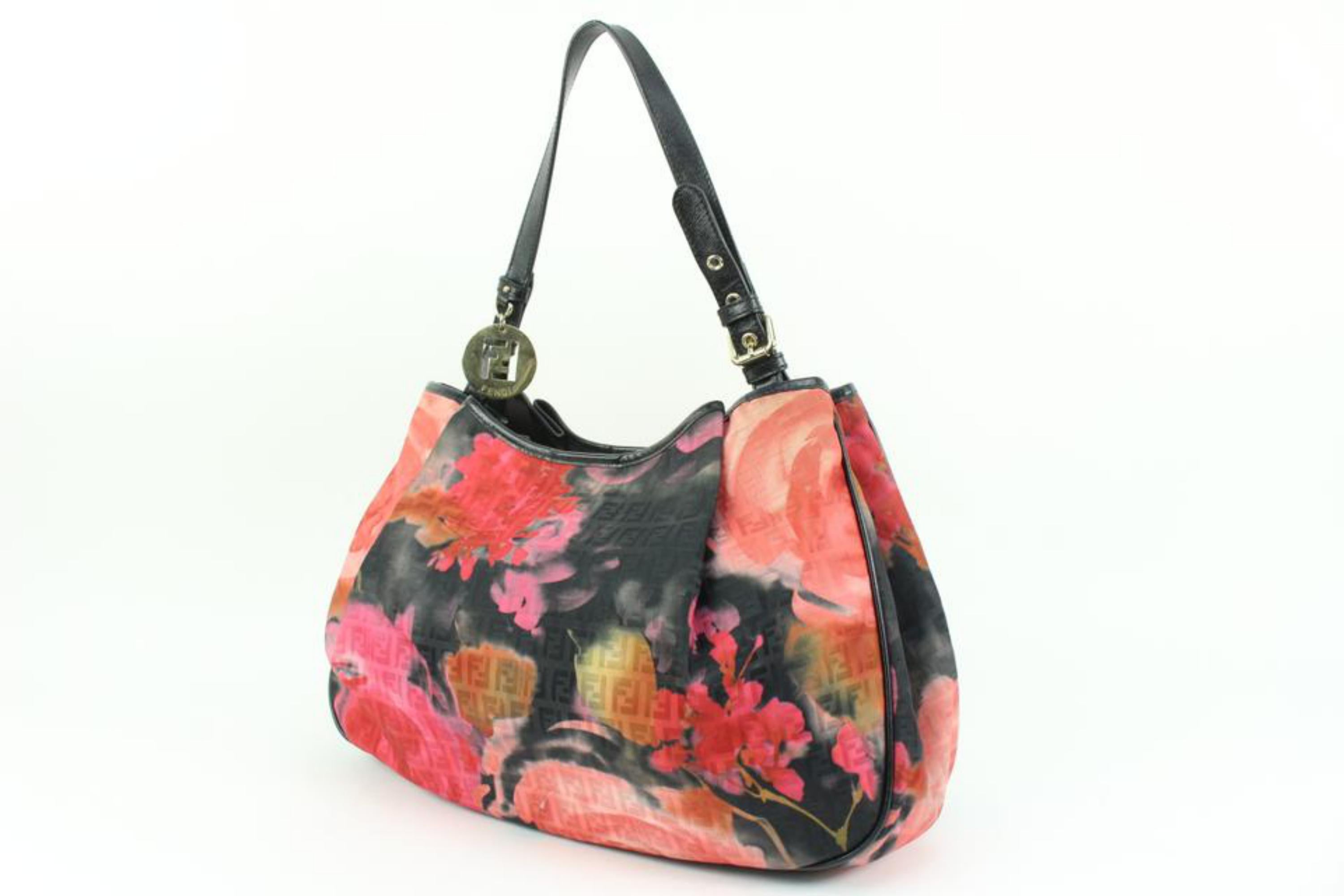 Fendi Black Monogram FF Zucchino Floral One Shoulder Hobo Bag 37f324s
Date Code/Serial Number: 
Made In: Italy
Measurements: Length:  17