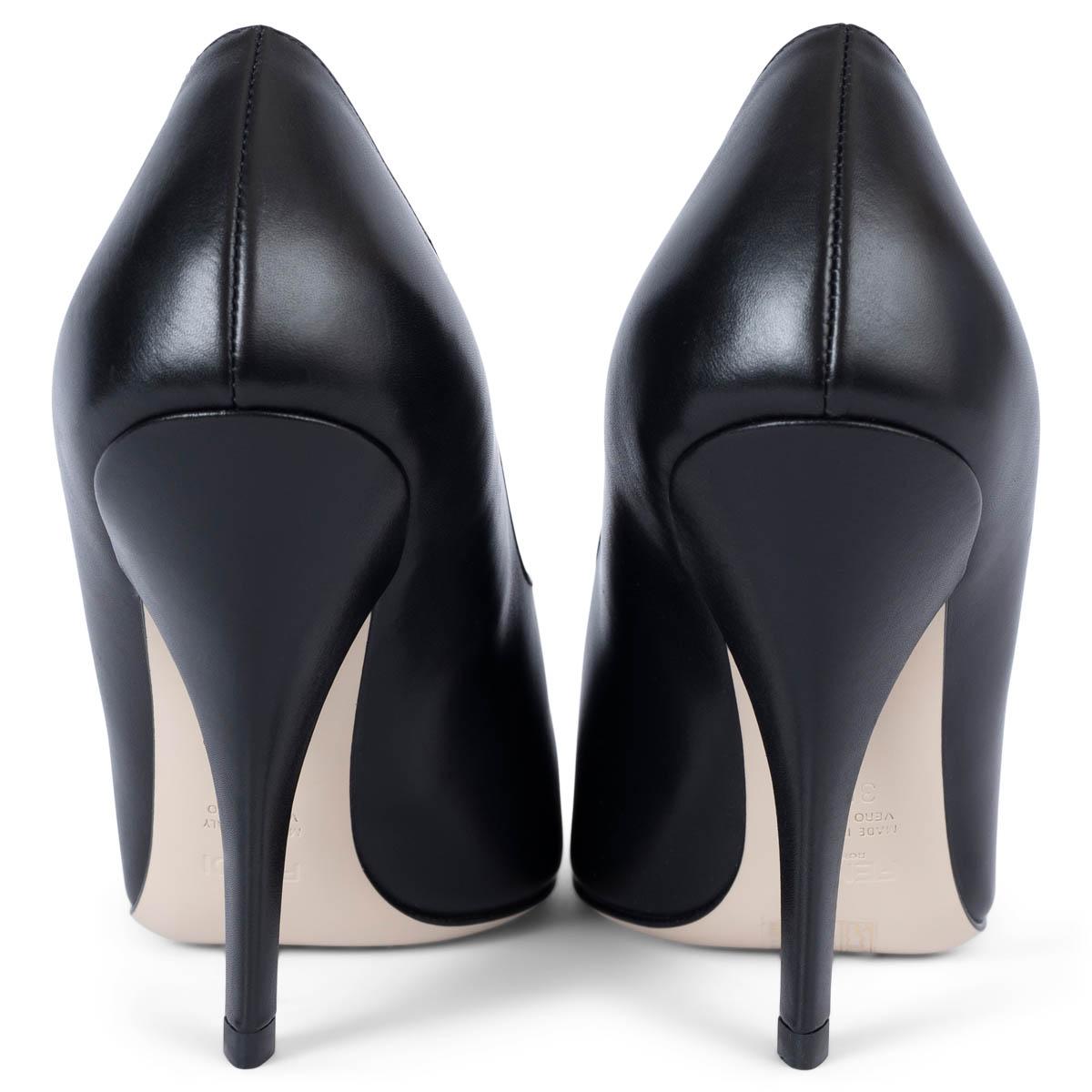 Women's FENDI black & nude leather POINTE TOE Pumps Shoes 38.5 For Sale