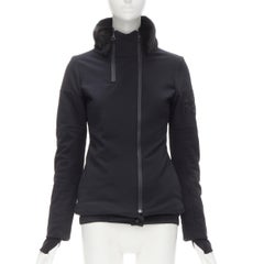 Veste de ski FENDI noire en nylon rembourrée avec col garni de fourrure de vison IT38 XS