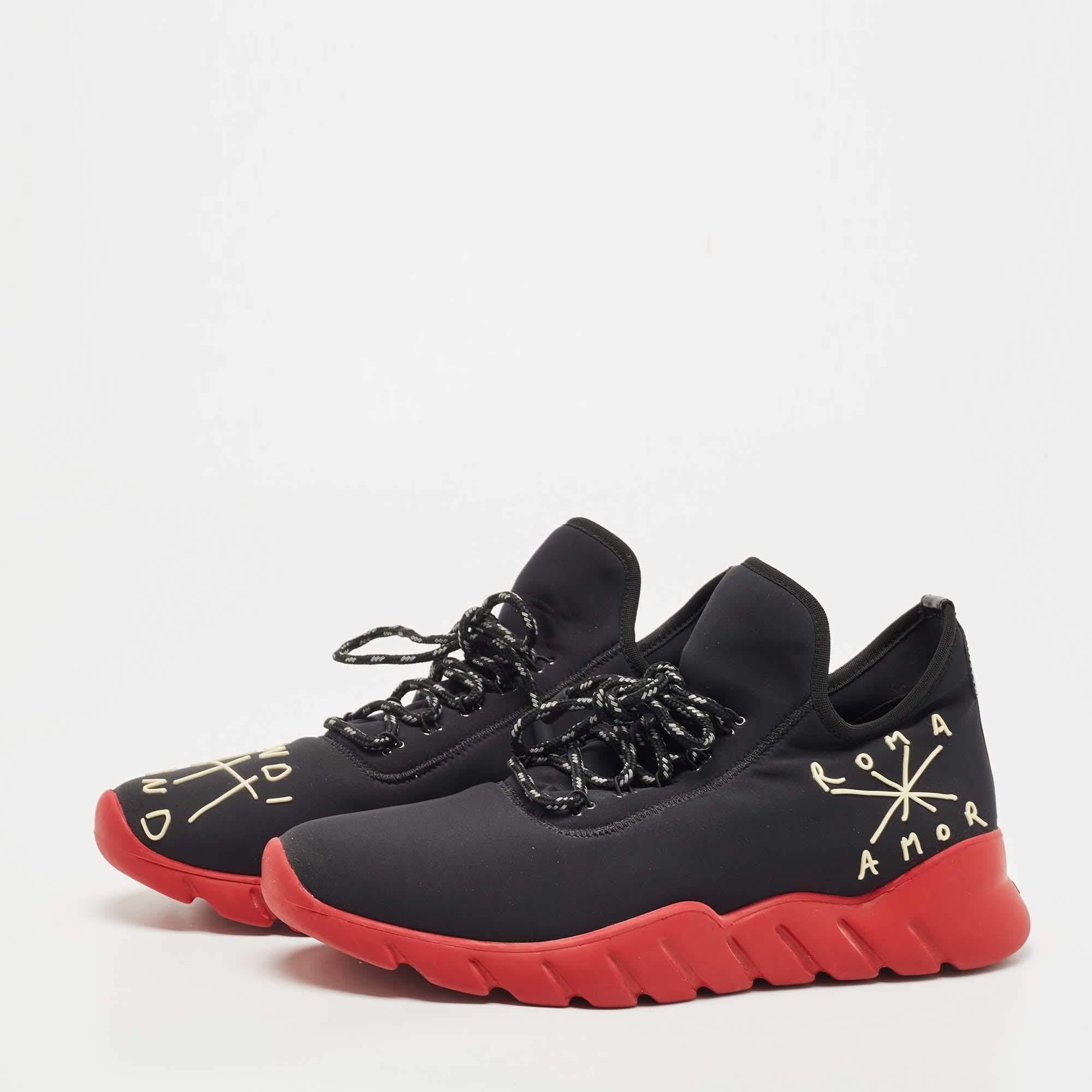 Fendi Black Nylon Roma Amors Low Top Sneakers Size 40 In Good Condition In Dubai, Al Qouz 2