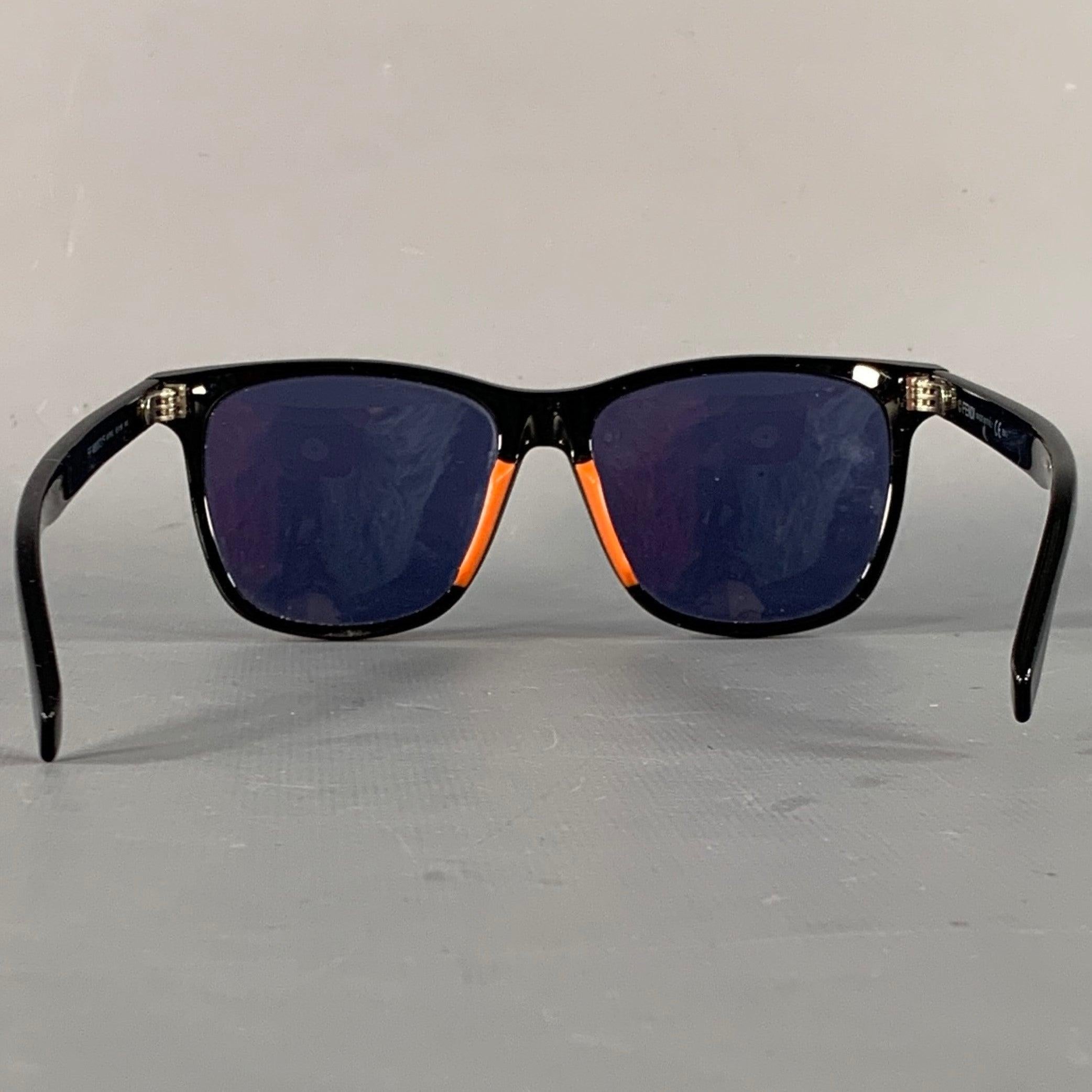 Nero FENDI Occhiali da sole quadrati in acetato nero arancio con montatura intera in vendita