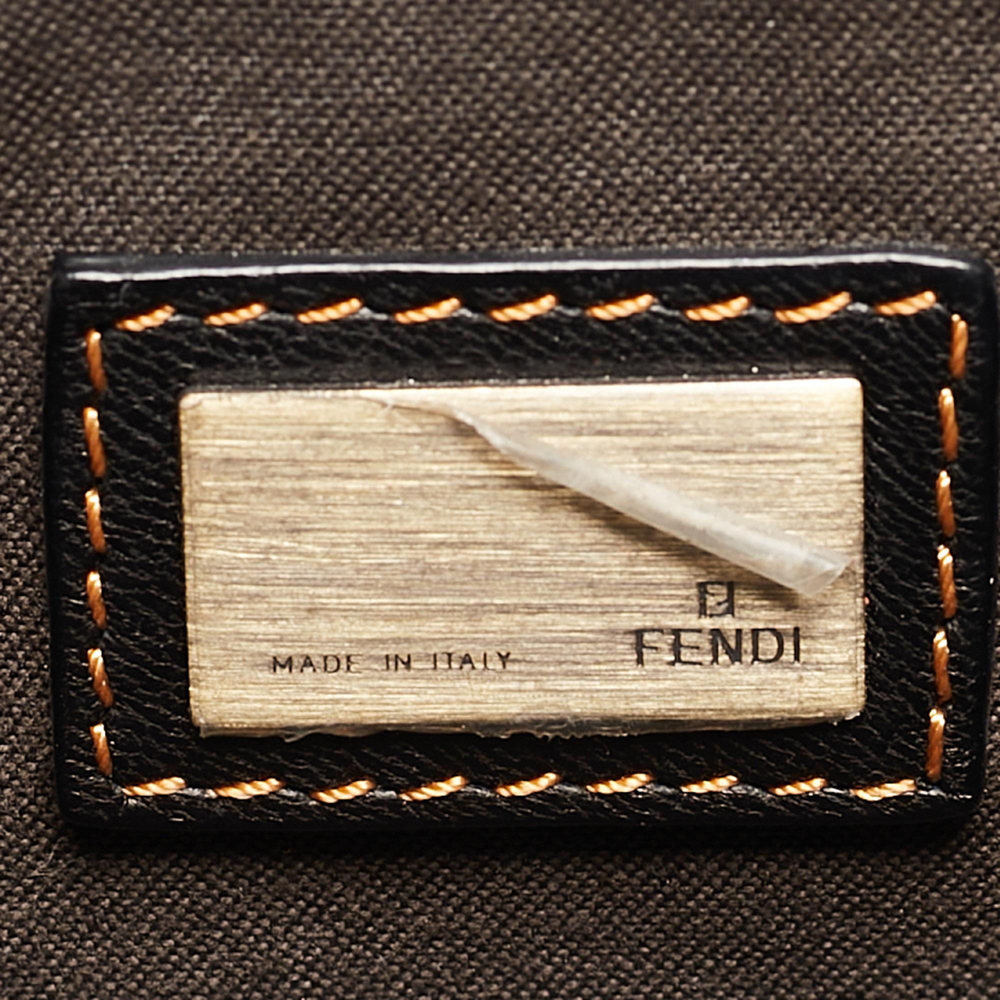 Fendi Black Patent Leather and Canvas B Shoulder Bag 8