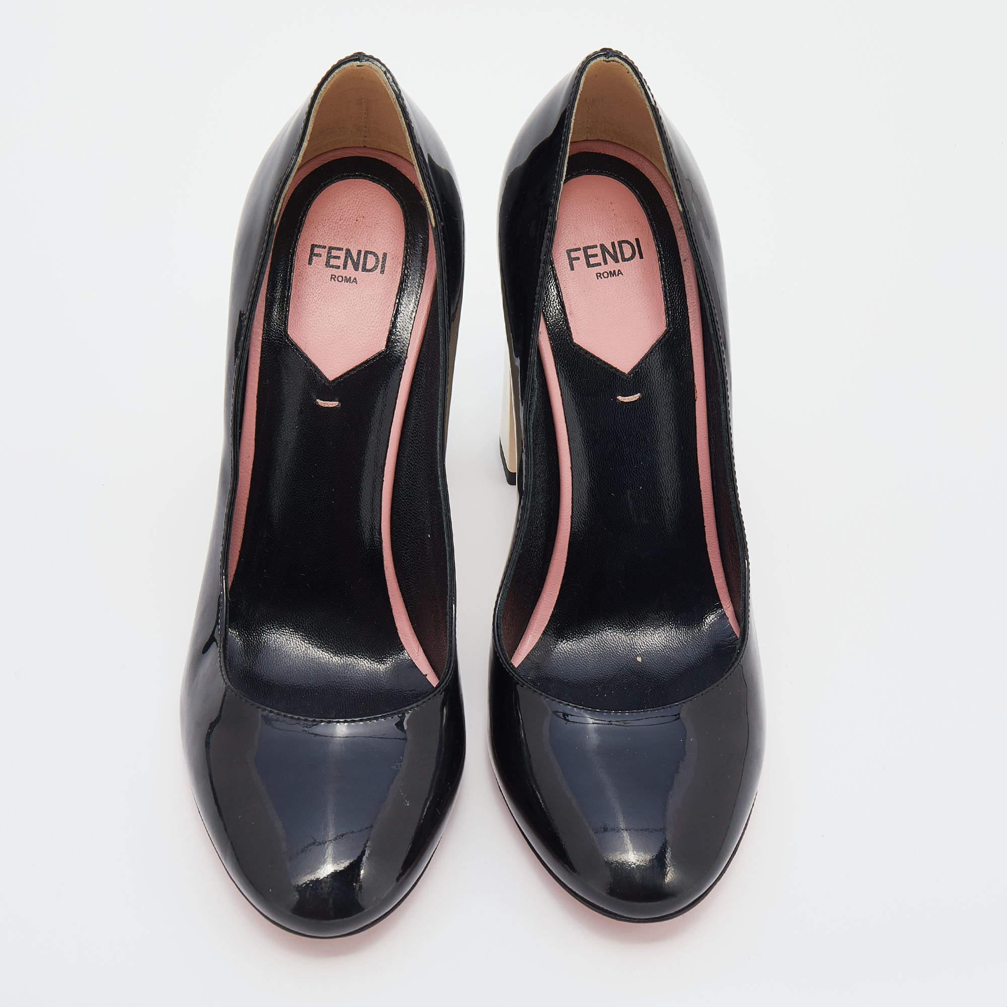 Fendi Black Patent Leather Block Heel Pumps Size 36 In Good Condition In Dubai, Al Qouz 2