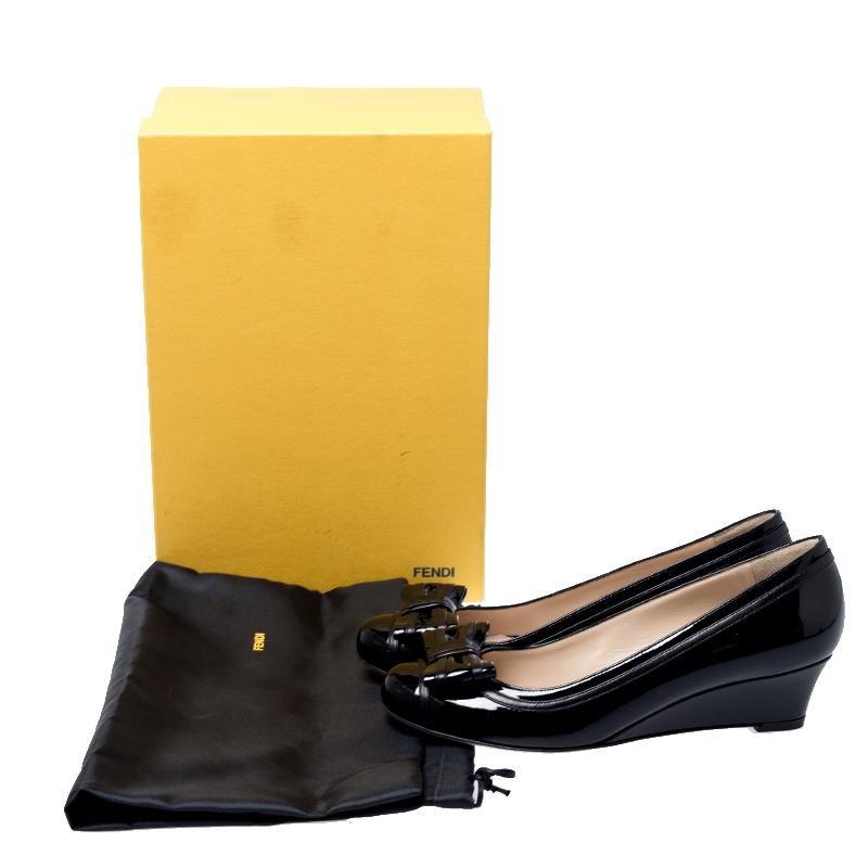 Women's Fendi Black Patent Leather Bow Detail Wedge Pumps Size 38.5