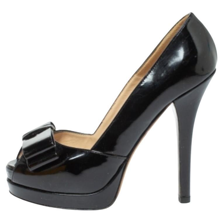 Fendi Black Patent Leather Bow Peep Toe Platform Pumps Size 38 For Sale
