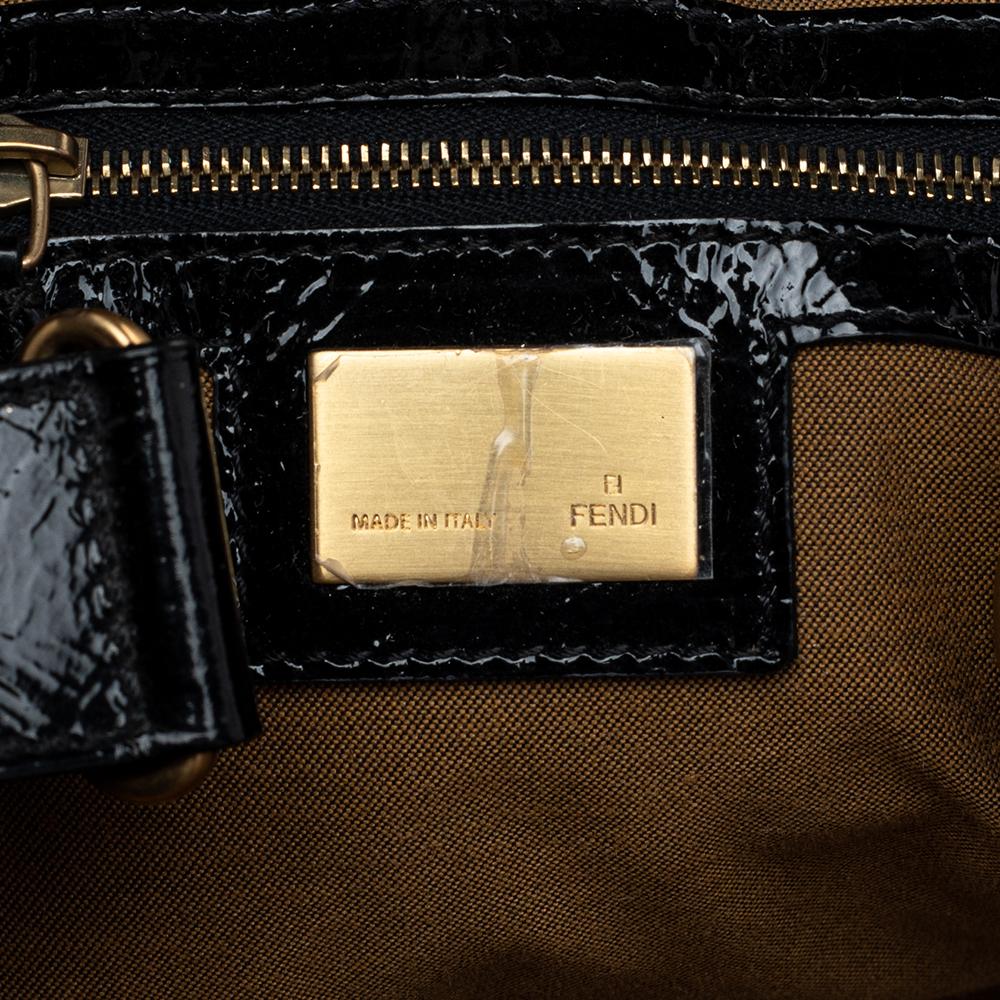 Fendi De Jour Tote aus schwarzem Lackleder 2