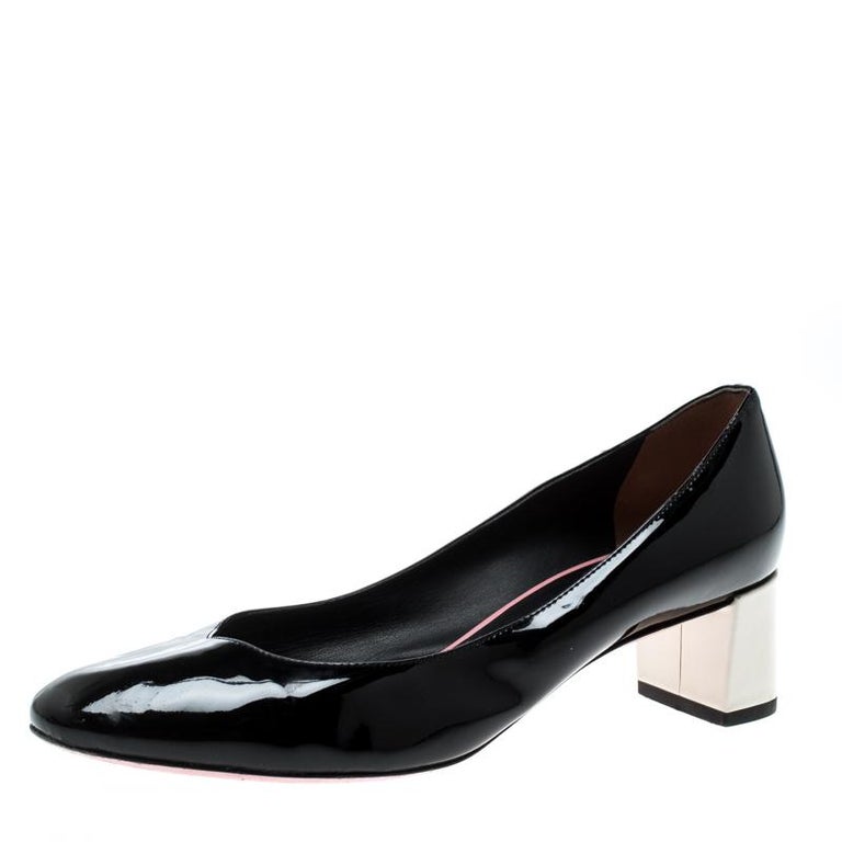 Fendi Black Patent Leather Eloise Round Toe Pumps Size 36 For Sale at ...
