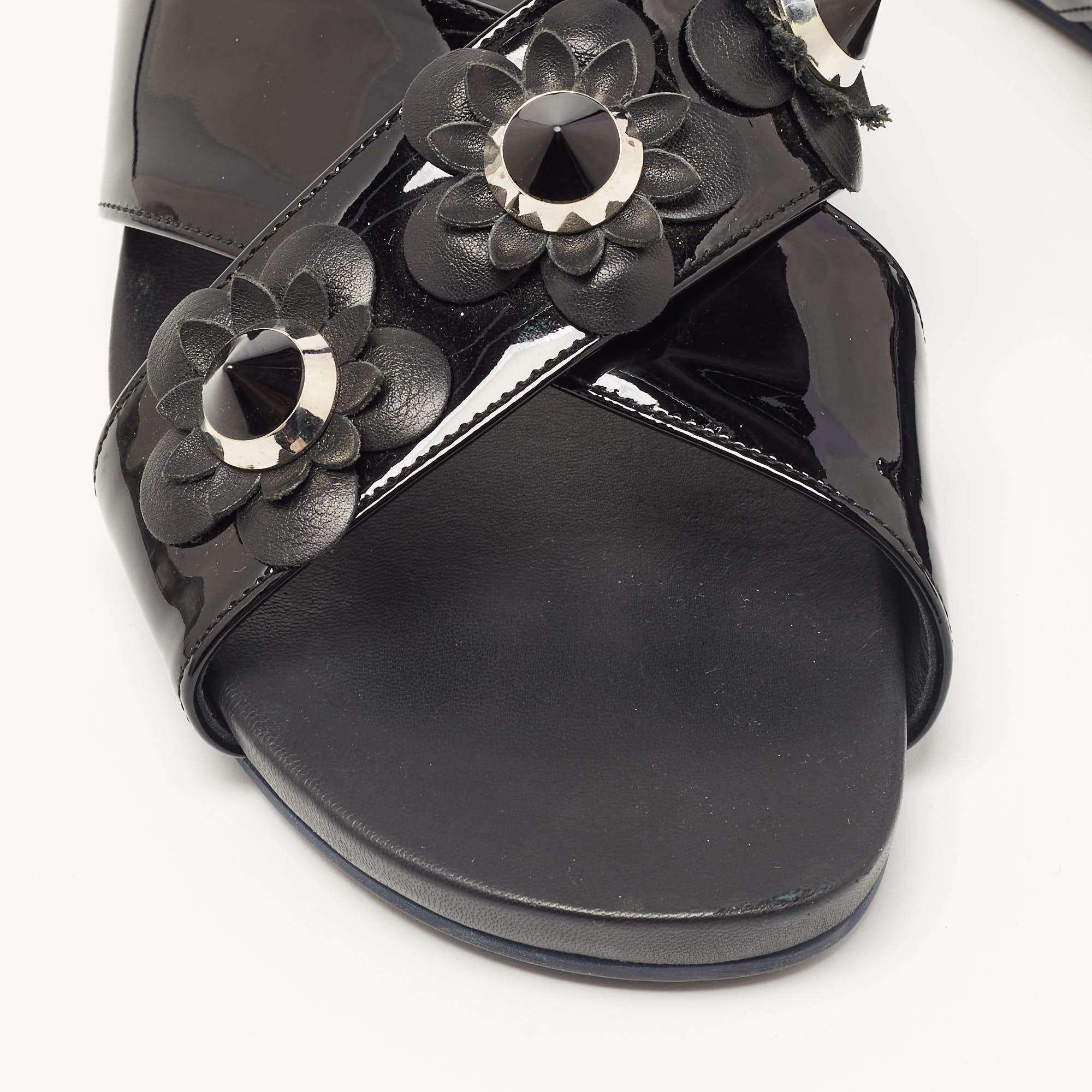 Fendi Black Patent Leather Flowerland Stud Criss Cross Flat Sandals Size 41 2