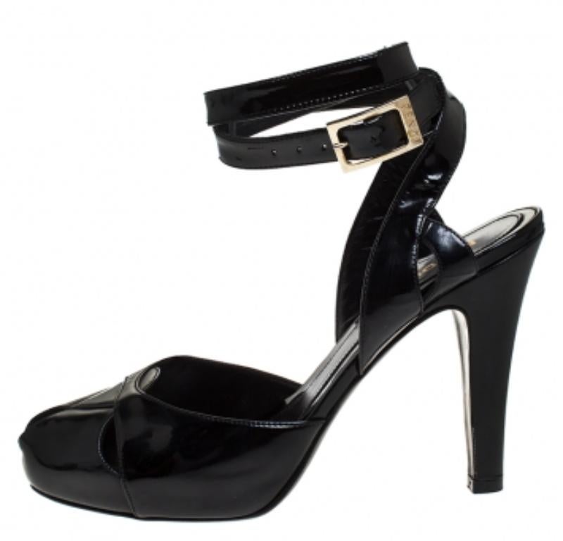 Fendi - Sandales à plateforme en cuir verni noir - Taille 39 en vente 1