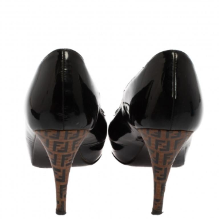 Fendi Black Patent Leather Peep Toe Platform  Pumps Size 37.5 For Sale 1