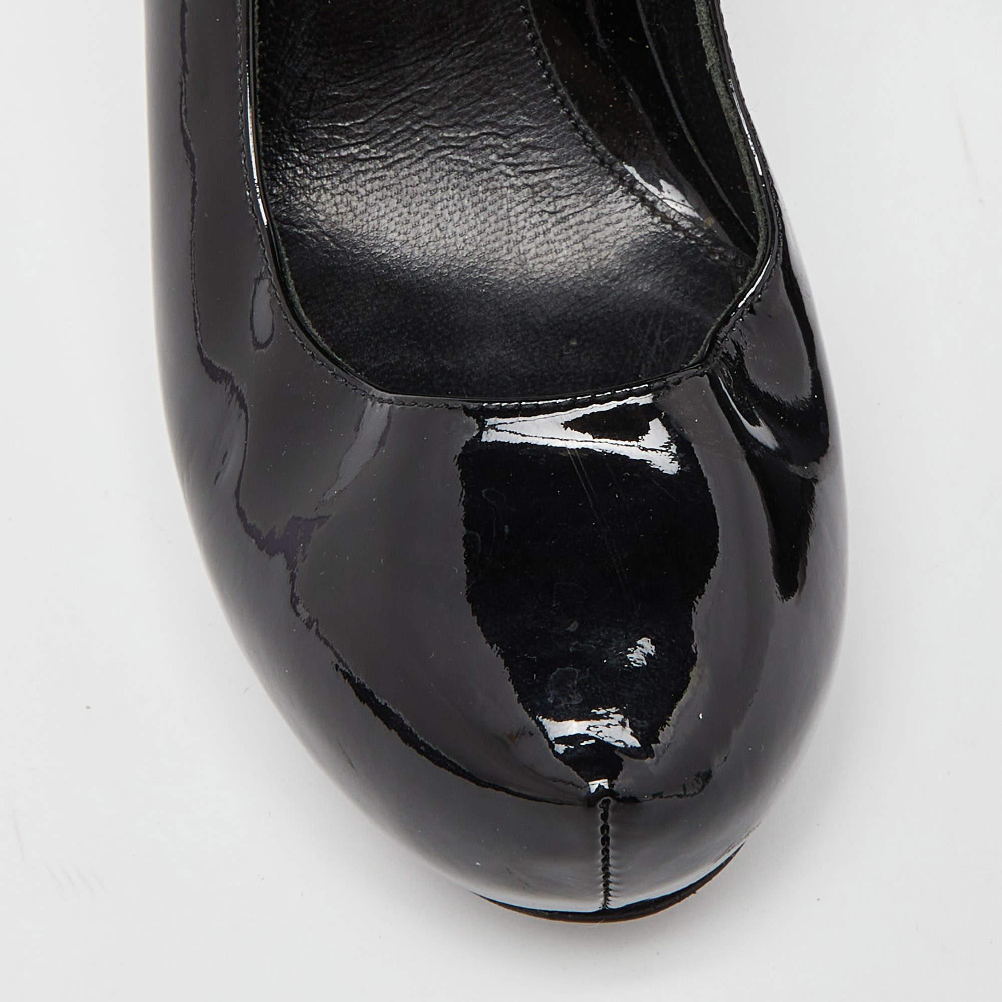 Fendi Black Patent Leather Platform FF Superstar Pump Size 37 For Sale 4