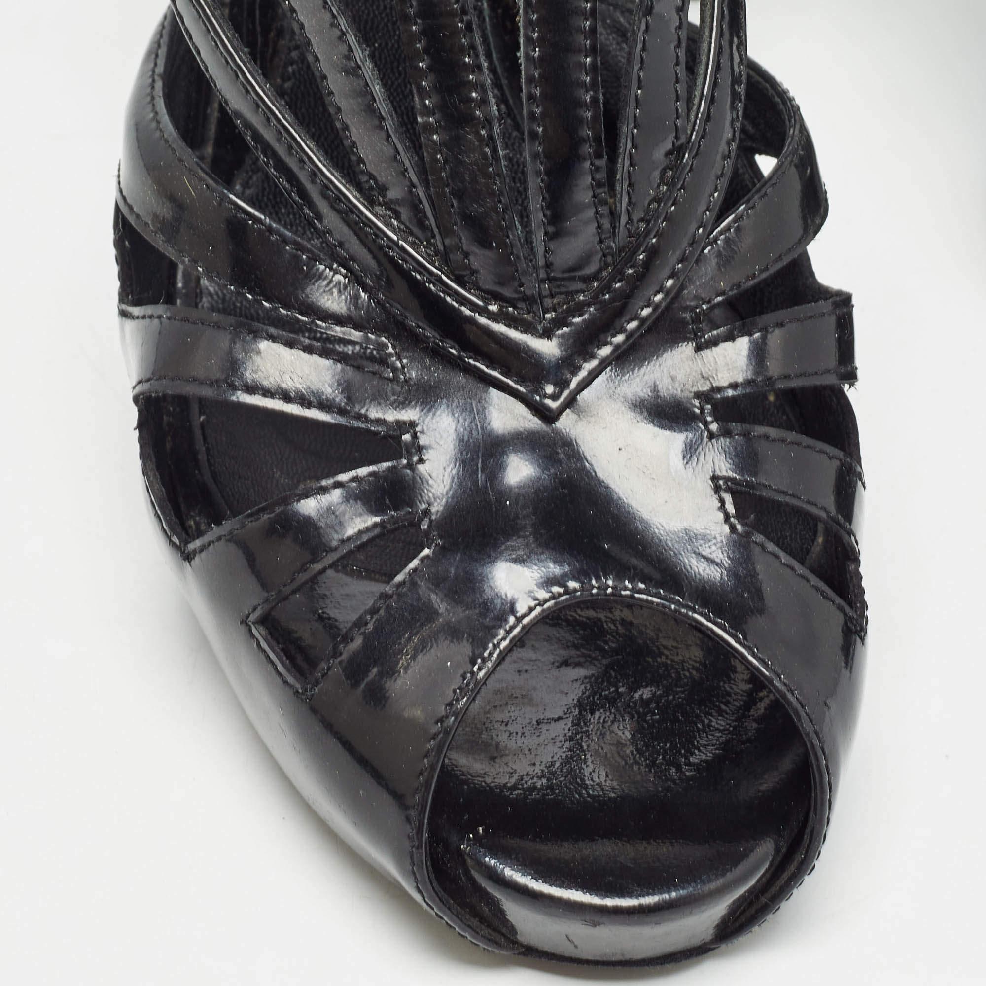 Fendi Black Patent Leather Strappy Sandals Size 39 For Sale 3