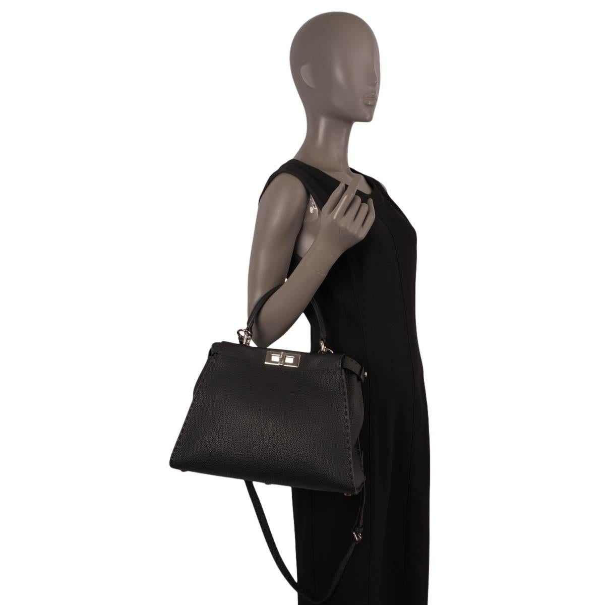 FENDI black Romano leather MEDIUM PEEKABOO ISEEU Shoulder Bag For Sale 4