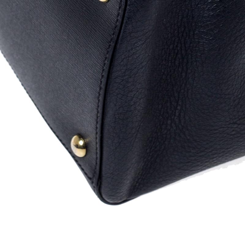 Fendi Black Saffiano Leather Large Petite 2Jours Tote In Good Condition In Dubai, Al Qouz 2