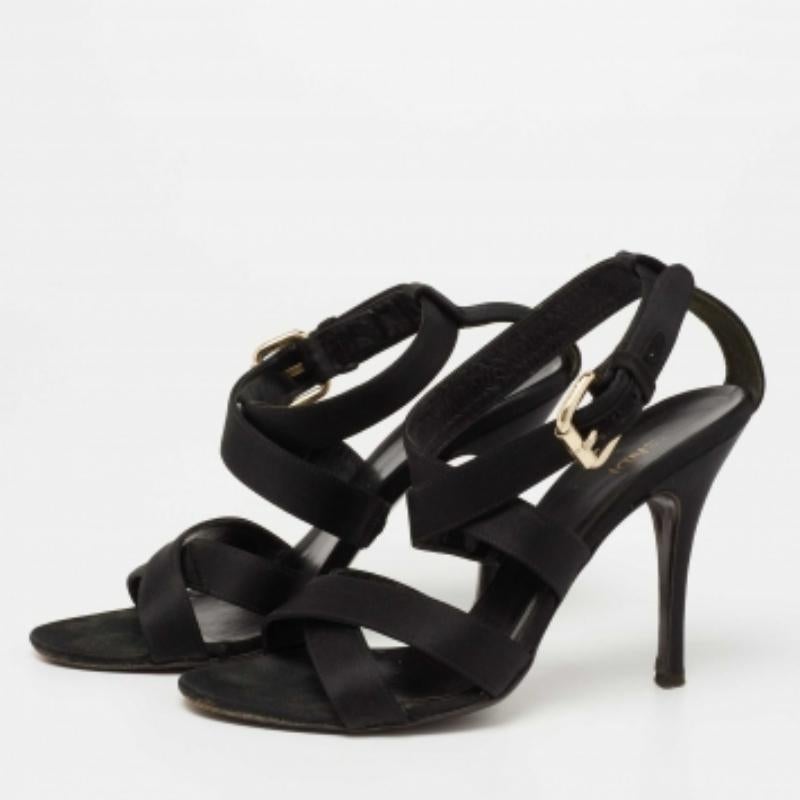 Nero Fendi raso nero  Sandali con cinturino alla caviglia Criss Cross Taglia 37 in vendita