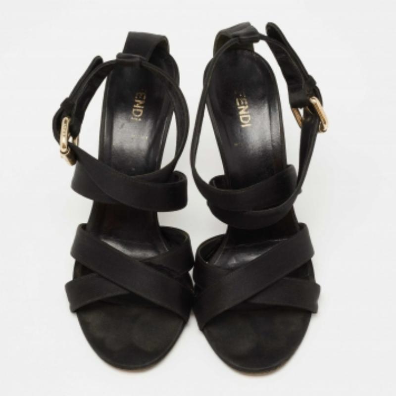 Donna Fendi raso nero  Sandali con cinturino alla caviglia Criss Cross Taglia 37 in vendita