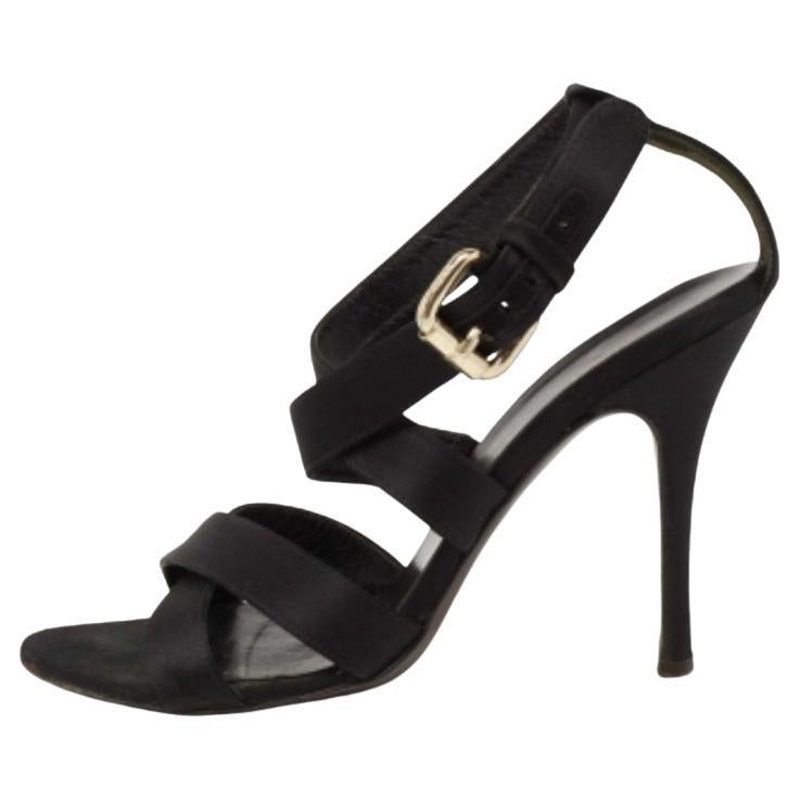 Fendi raso nero  Sandali con cinturino alla caviglia Criss Cross Taglia 37 in vendita