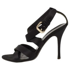 Fendi raso nero  Sandali con cinturino alla caviglia Criss Cross Taglia 37