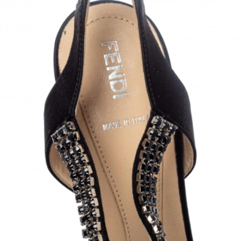 Fendi - Sandales à plateforme en satin noir avec ornements en cristal - Taille 39 Pour femmes en vente