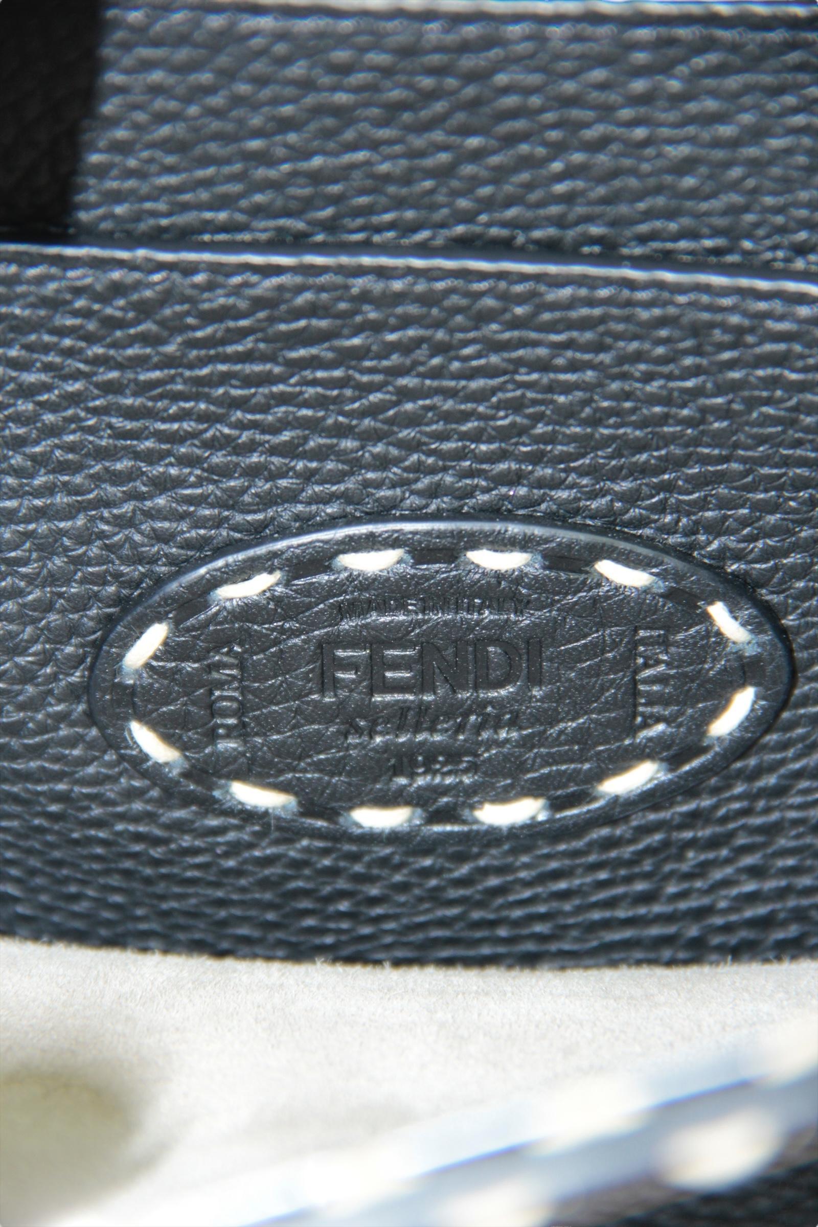 Fendi - Sacoche en cuir noir Selleria avec poignée en peau de serpent 4