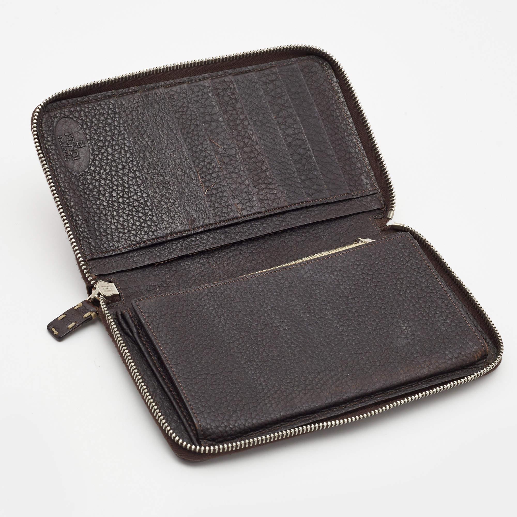 Compact and stylish  this wallet will be your favorite grab and go companion. Designed from quality materials  its interior is divided into different compartments to store your cards and cash perfectly.