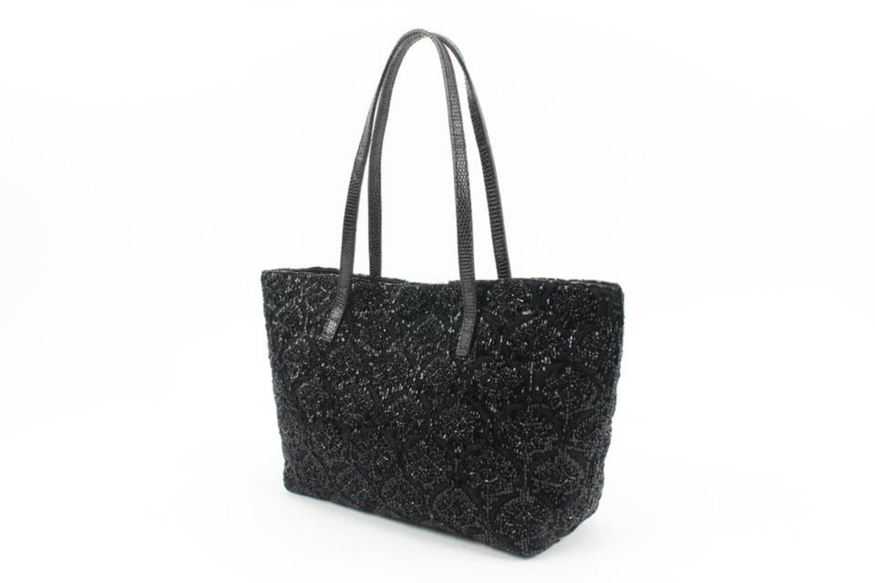 Fendi Black Sequin Beaded Roll Tote Shopper Bag S210F57
Date Code/Serial Number: 2354/8BH056/029
Made In: Italy
Measurements: Length:  12.5