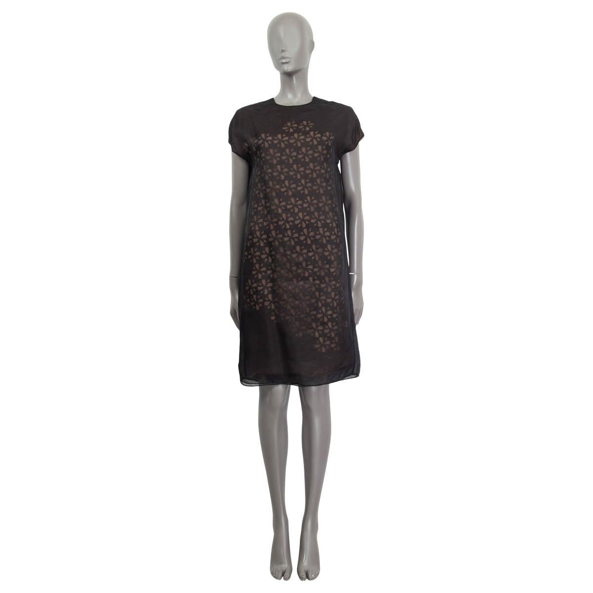 100% authentic Fendi cap sleeve shift dress in black silk (100%) with floral cut-outs on the front. Opens with a button on the back. Lined in nude silk (100%). Has been worn and is in excellent condition.

Measurements
Tag Size	38
Size	XS
Bust	94cm