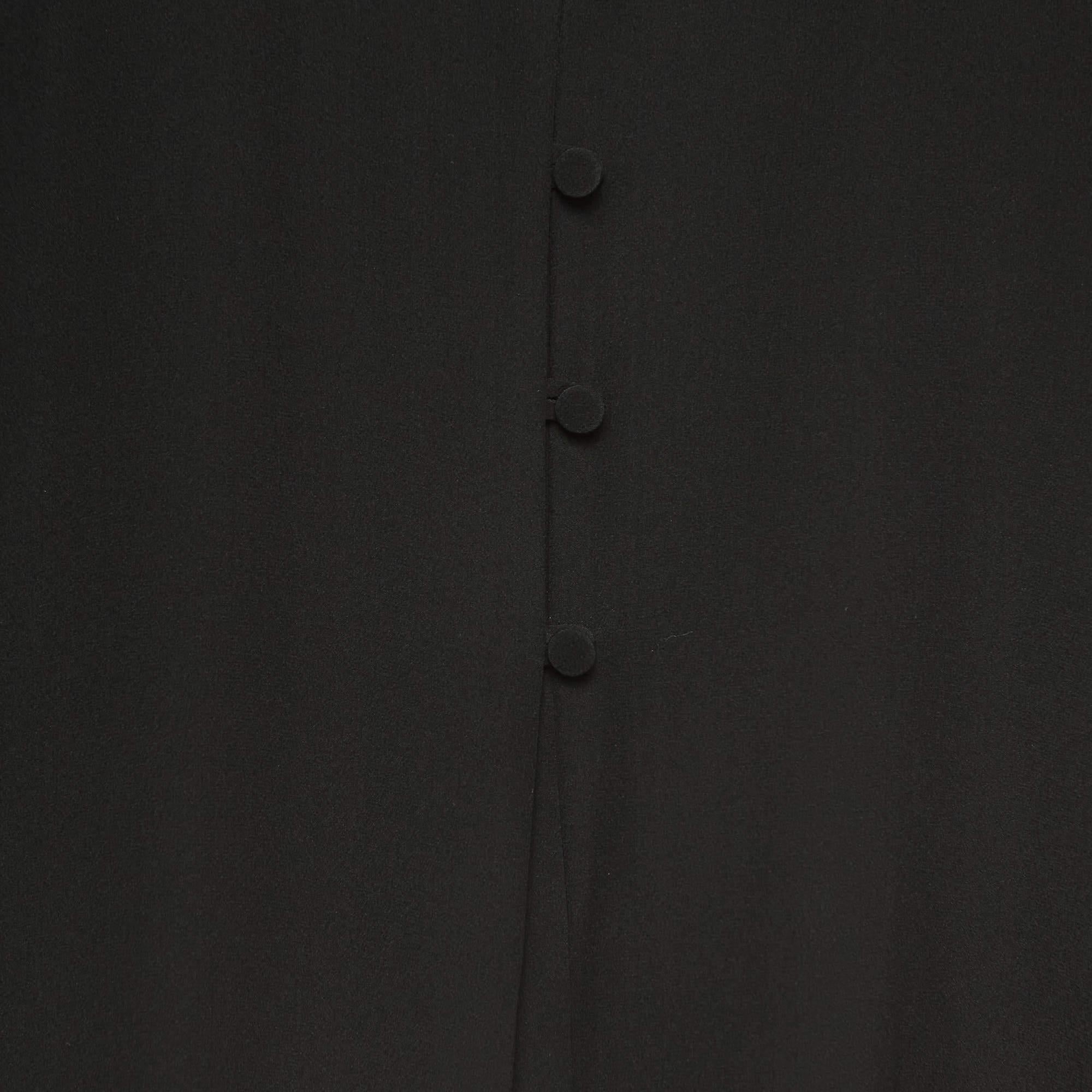 Fendi Black Silk V Neck Collared Button Front Shirt L In Good Condition In Dubai, Al Qouz 2