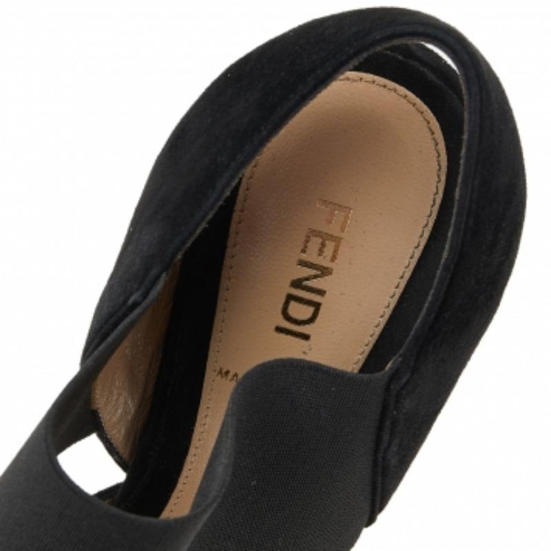 Fendi Black Suede And Elastic Ankle Strap Platform Sandals Size 37.5 Pour femmes en vente