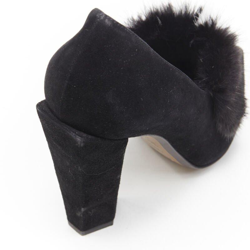 FENDI escarpins à talons épais en daim noir et blanc avec bouts avant en fourrure de vison EU37,5 en vente 5