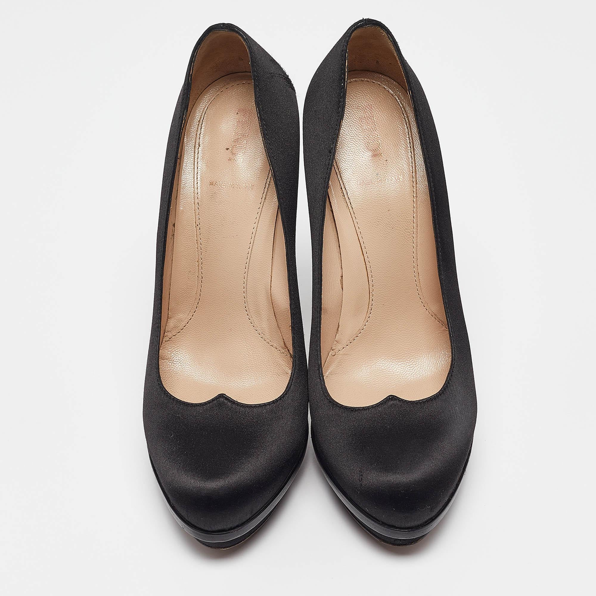 Fendi Black Suede Block Heel Pumps Size 37 Negro en venta