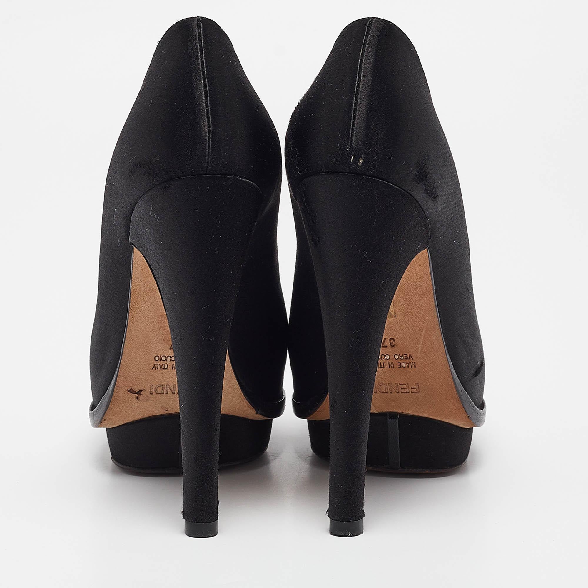 De las mujeres Fendi Black Suede Block Heel Pumps Size 37 en venta