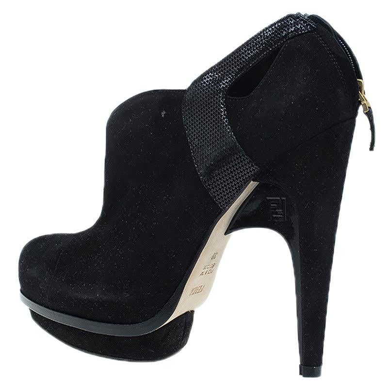 Fendi Black Suede Cutout Platform Ankle Booties Size 39 In New Condition In Dubai, Al Qouz 2