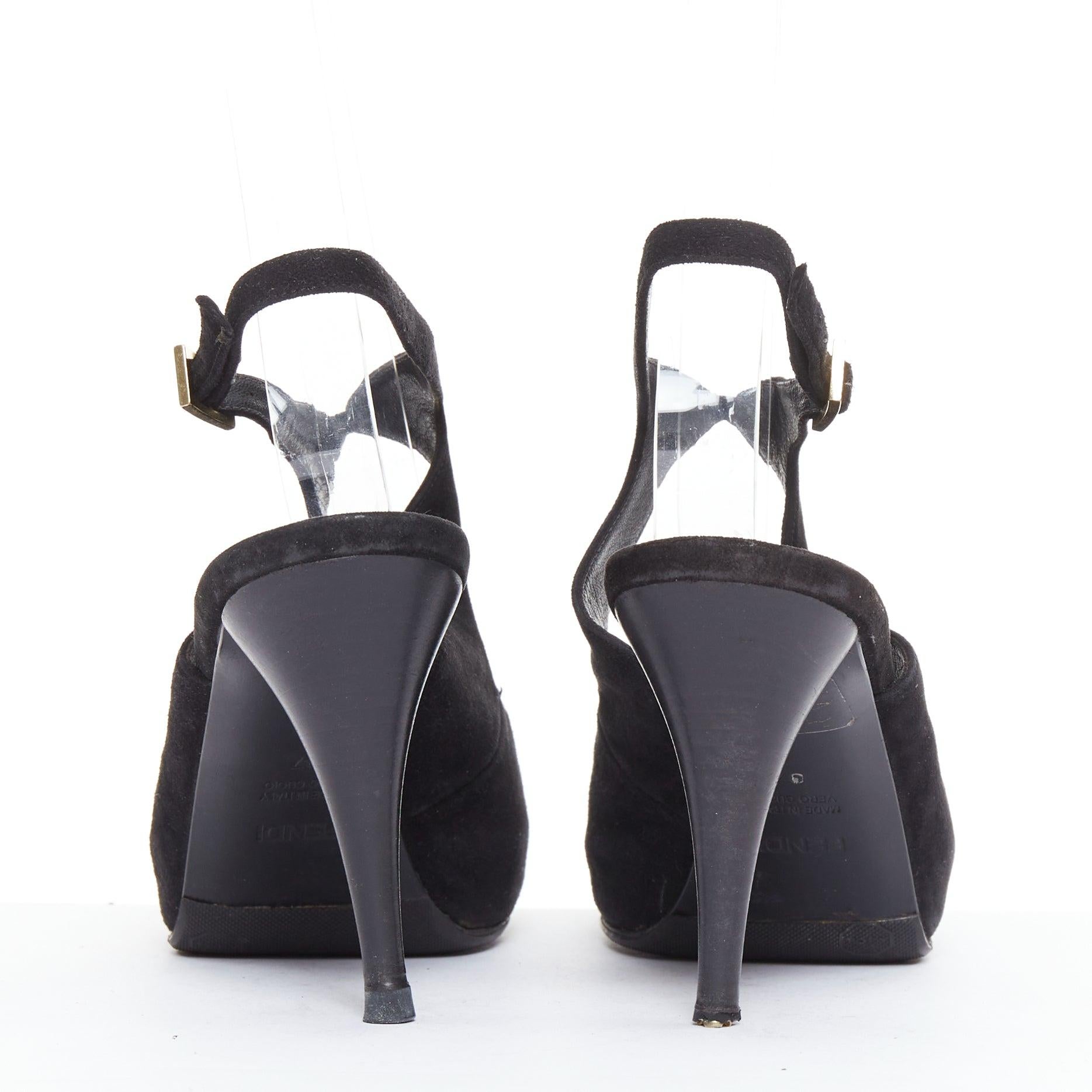 Escarpins peep toe en daim noir à boucle dorée FENDI EU37 Pour femmes en vente