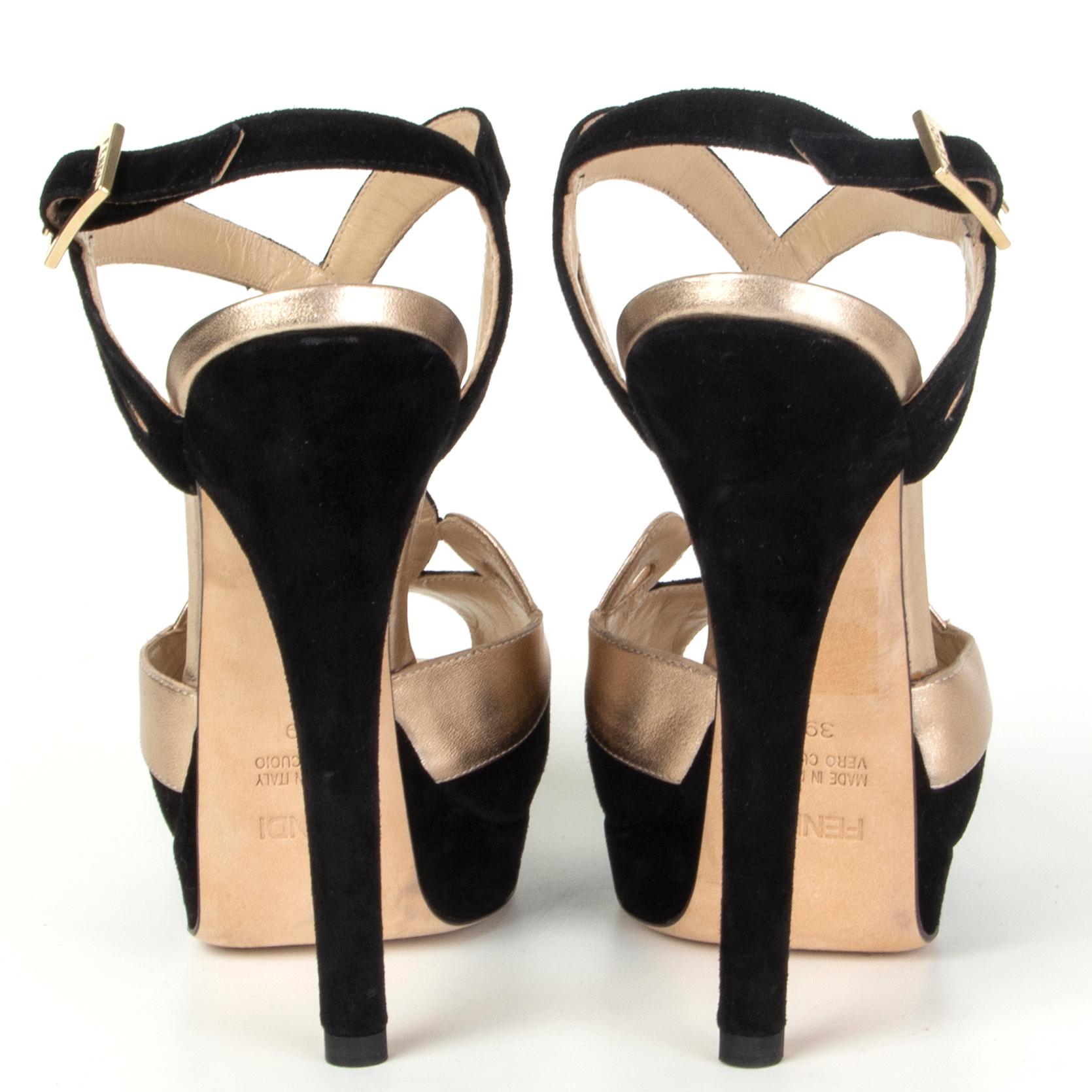 FENDI black suede & gold leather PEEP-TOE PLATFORM Slingbacks Shoes 39 In Excellent Condition For Sale In Zürich, CH