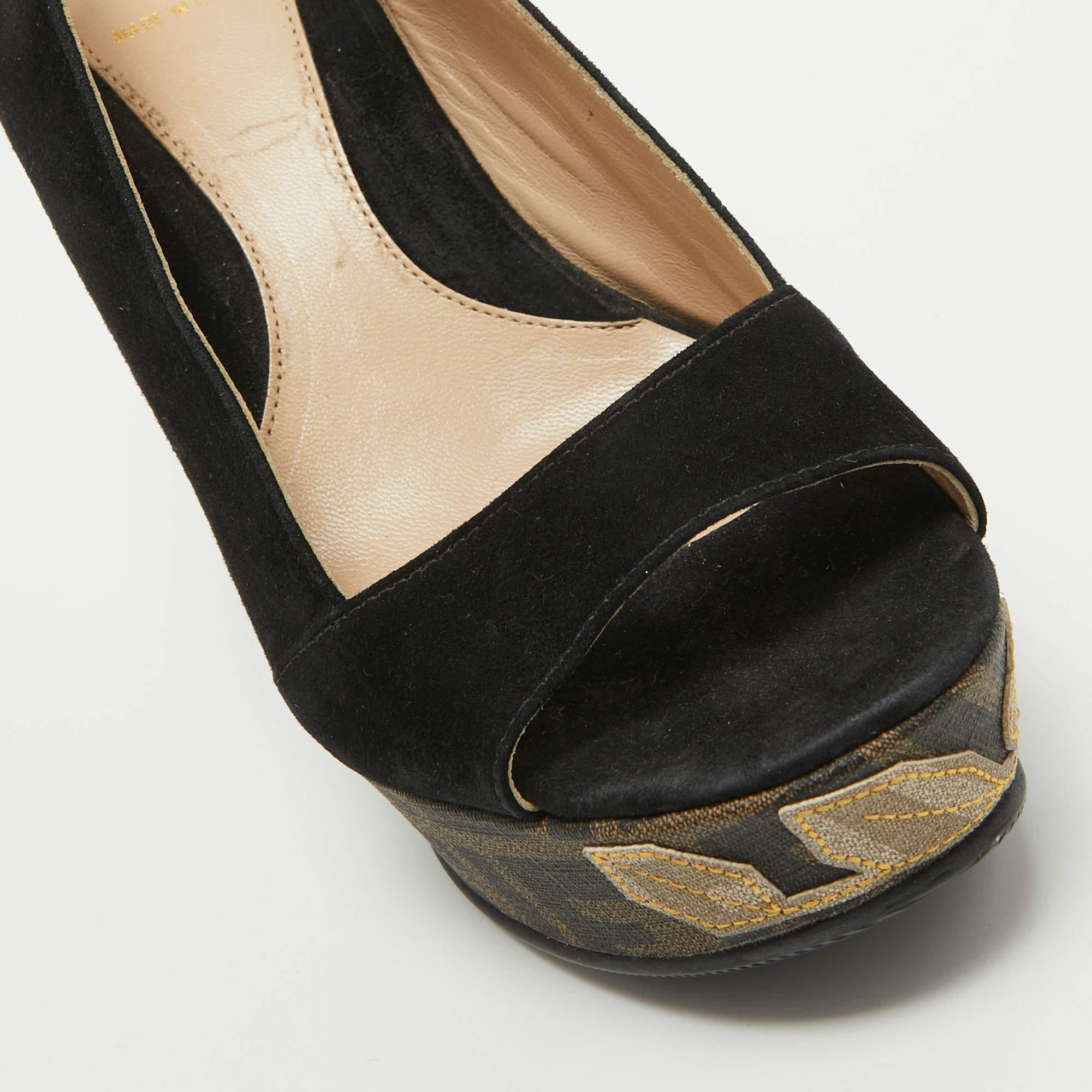 Fendi Black Suede Zucca Appliqued Wedge Platform Slingback Sandals Size 38.5 In Good Condition In Dubai, Al Qouz 2