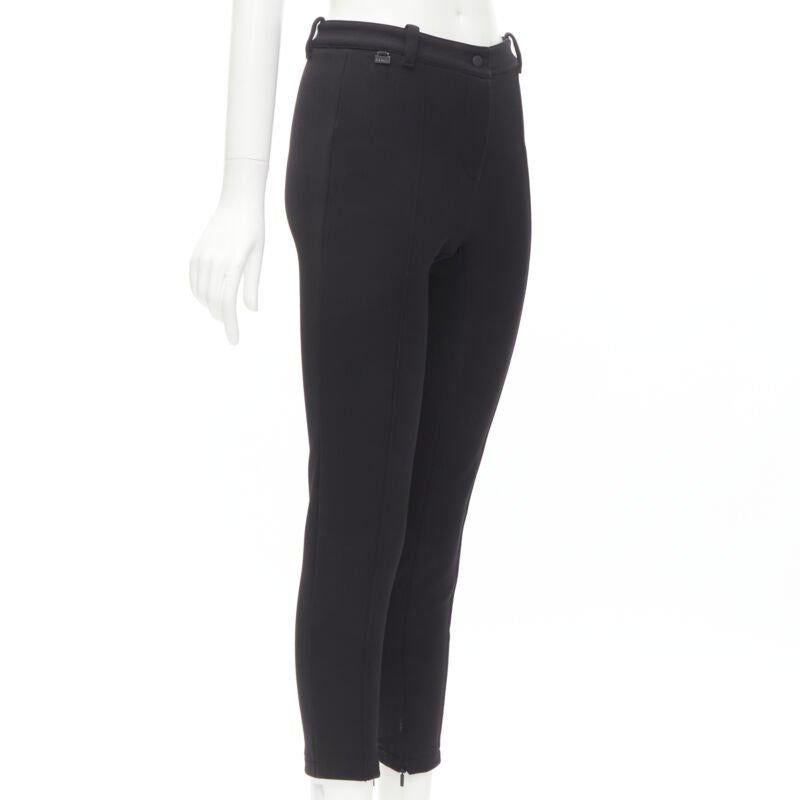 FENDI black thick wool Fendi Roma print cropped tight pants XS In Excellent Condition For Sale In Hong Kong, NT